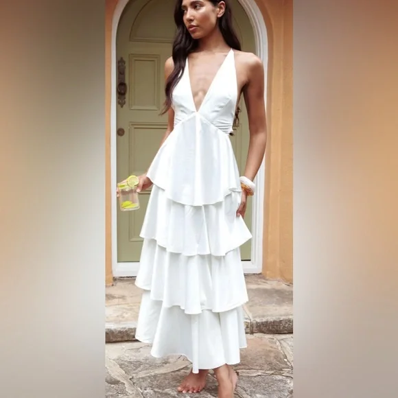 Selfie Leslie Auguste Tiered Frill Strappy Back Dress Ivory - Picture 2 of 9